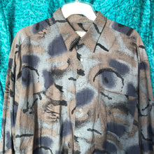 Load image into Gallery viewer, Grey 80&#39;s Print Shirt
