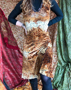 70's Velvet Body-Form Midi Dress