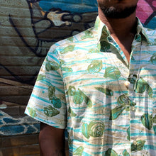 Load image into Gallery viewer, Shell Print Beach Shirt
