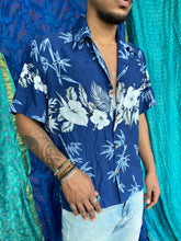 Load image into Gallery viewer, Hawaii Flower Print Shirt
