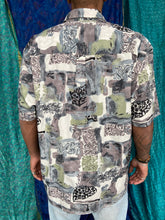 Load image into Gallery viewer, Crazy Print 80&#39;s Shirt
