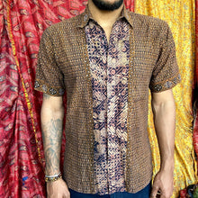 Load image into Gallery viewer, Batik Printed Shirt
