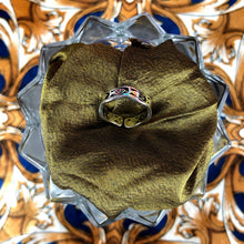 Load image into Gallery viewer, Fish Detailed Ring
