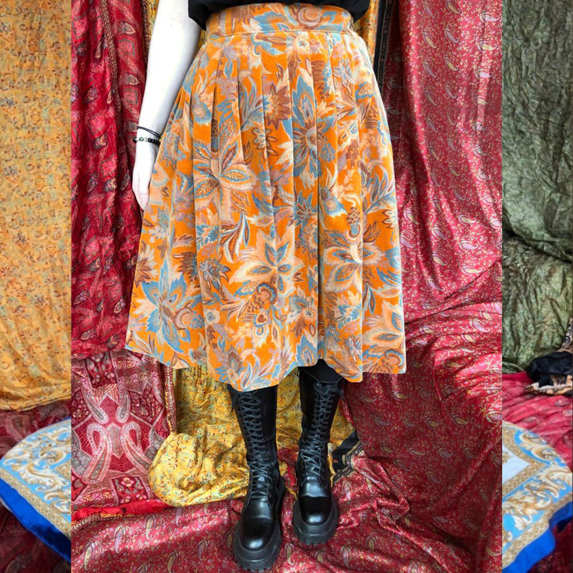Beautiful Floral Pleat Midi Skirt