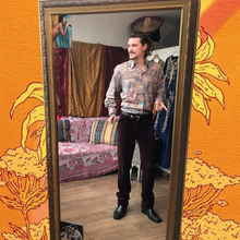 Load image into Gallery viewer, Patterned 80&#39;s Shirt
