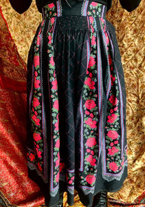 Beautiful 70's Floral Maxi Skirt
